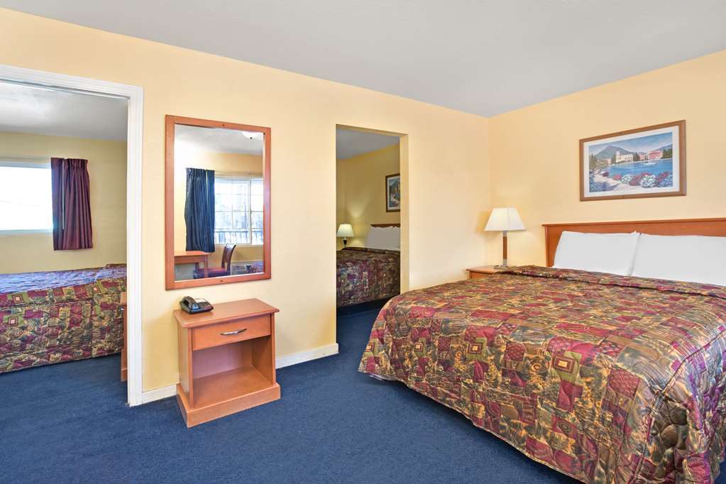 Knights Inn Santa Cruz Zimmer foto